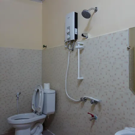 Thirisan Motel Yangon Room photo