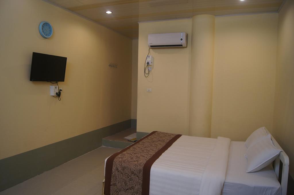 Hotel Thirisan