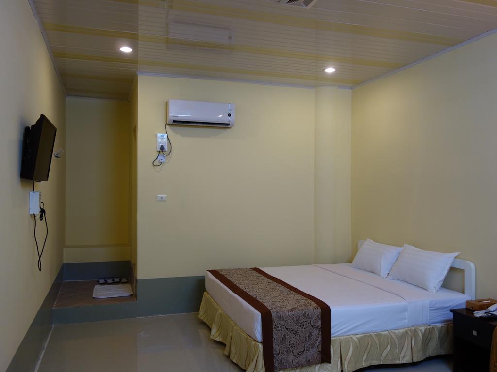 Thirisan Hotel